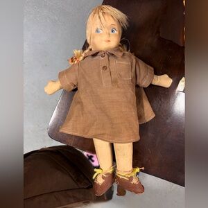Vintage Girl Scout Brownie Doll, 1946-56, Georgene Novelties 14 inches.